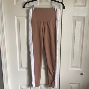 DONATED ❌Tan and White Active Leggings Size M